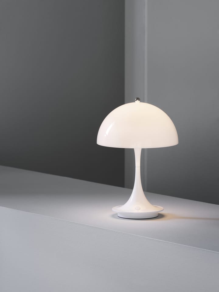 Panthella 160 portable bordslampa, Opal Louis Poulsen