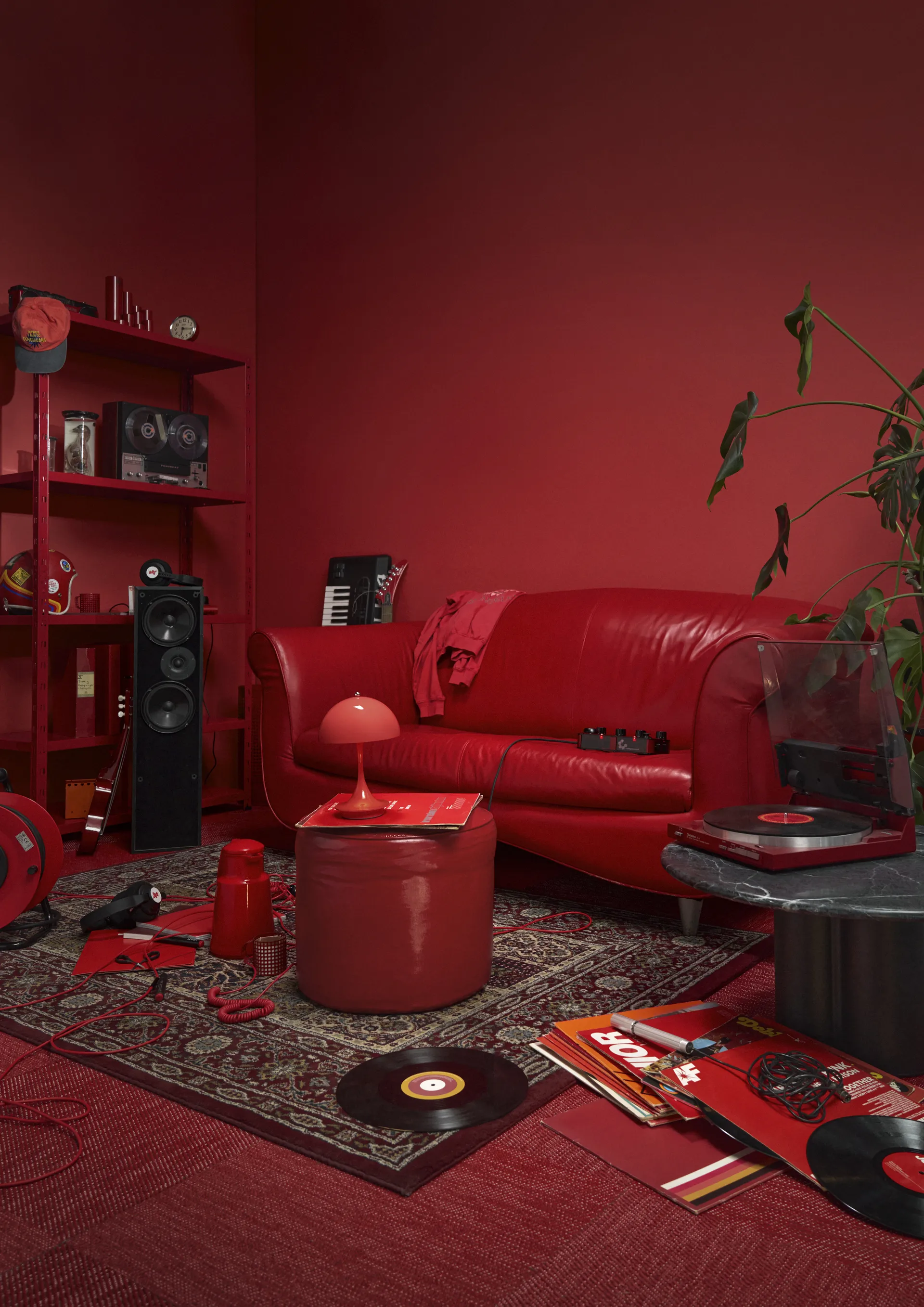 Panthella 160 Portable v3 bordslampa, Opaque coral Louis Poulsen