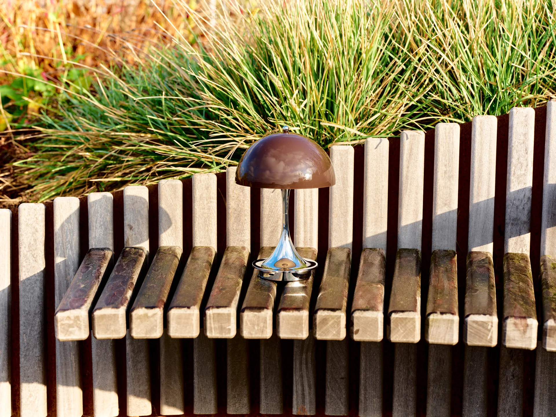 Panthella 160 Portable v3 bordslampa, Original Opal Brown Louis Poulsen