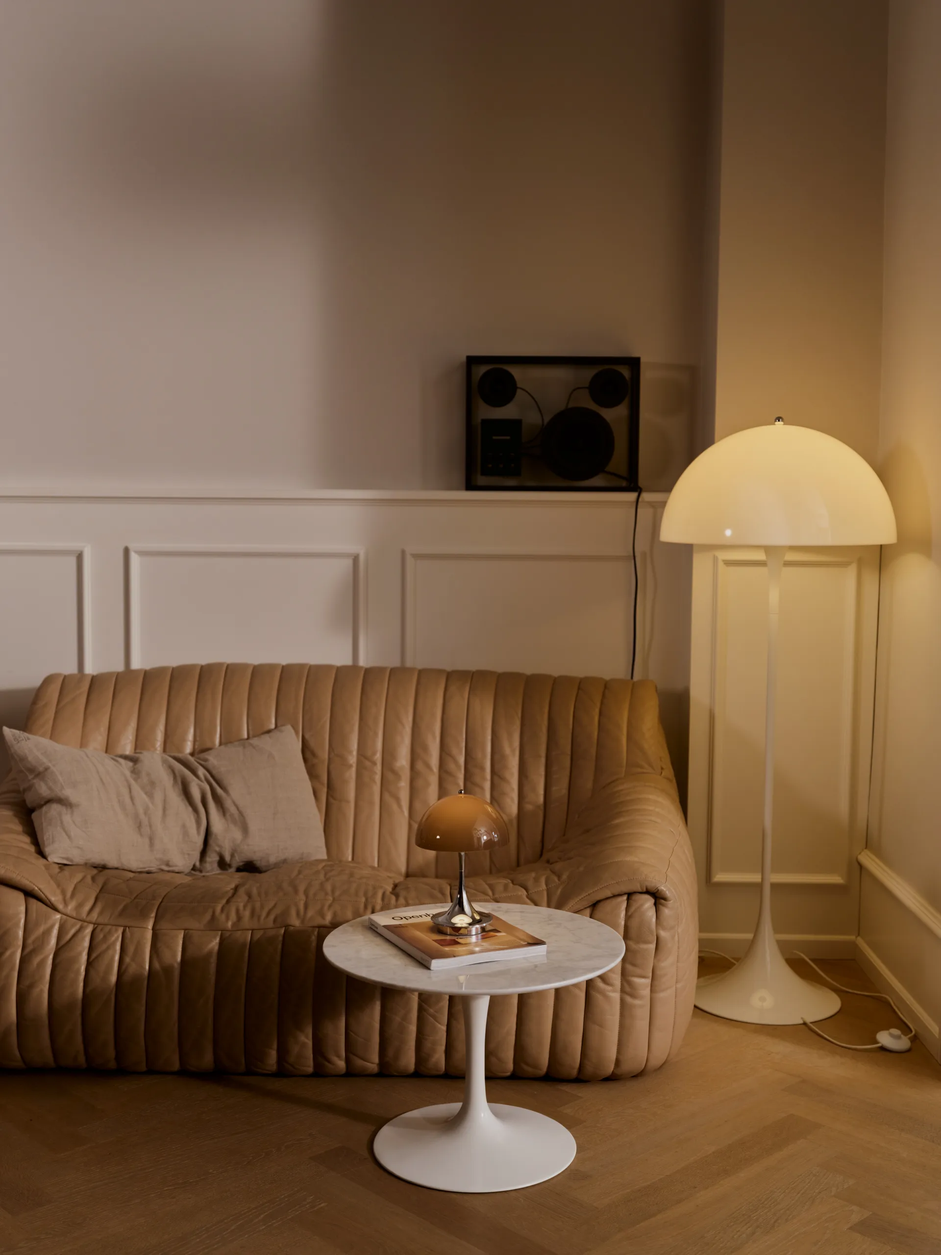 Panthella 160 Portable v3 bordslampa, Original Opal Brown Louis Poulsen