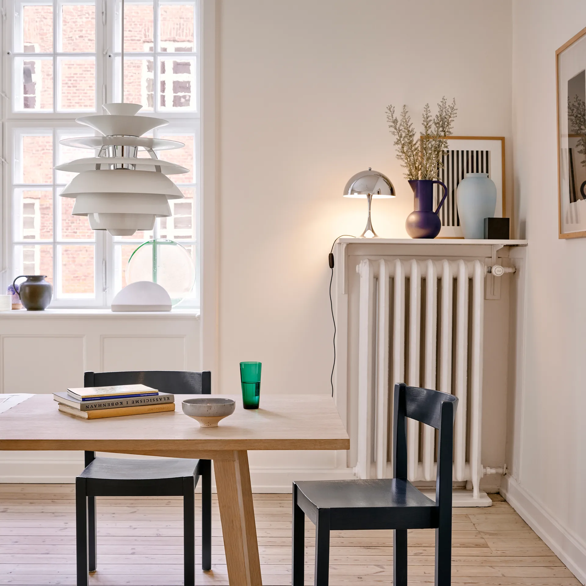 Panthella 250 bordslampa, Krom Louis Poulsen