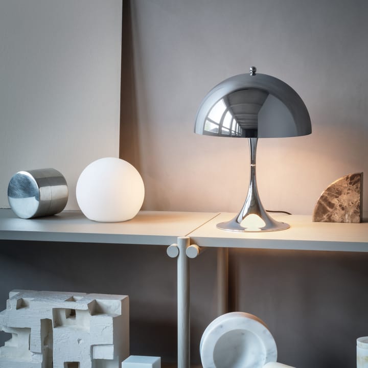 Panthella 250 bordslampa, Krom Louis Poulsen
