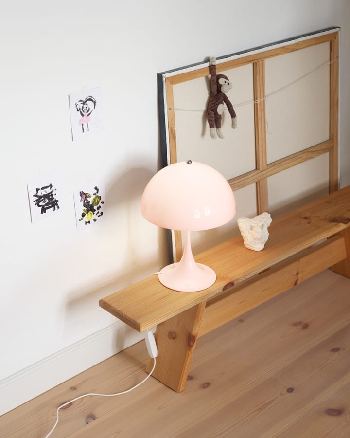 Panthella 250 bordslampa, Pale rose Louis Poulsen