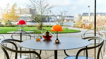 Panthella 250 portabel bordslampa V3 - Original Opal Orange - Louis Poulsen