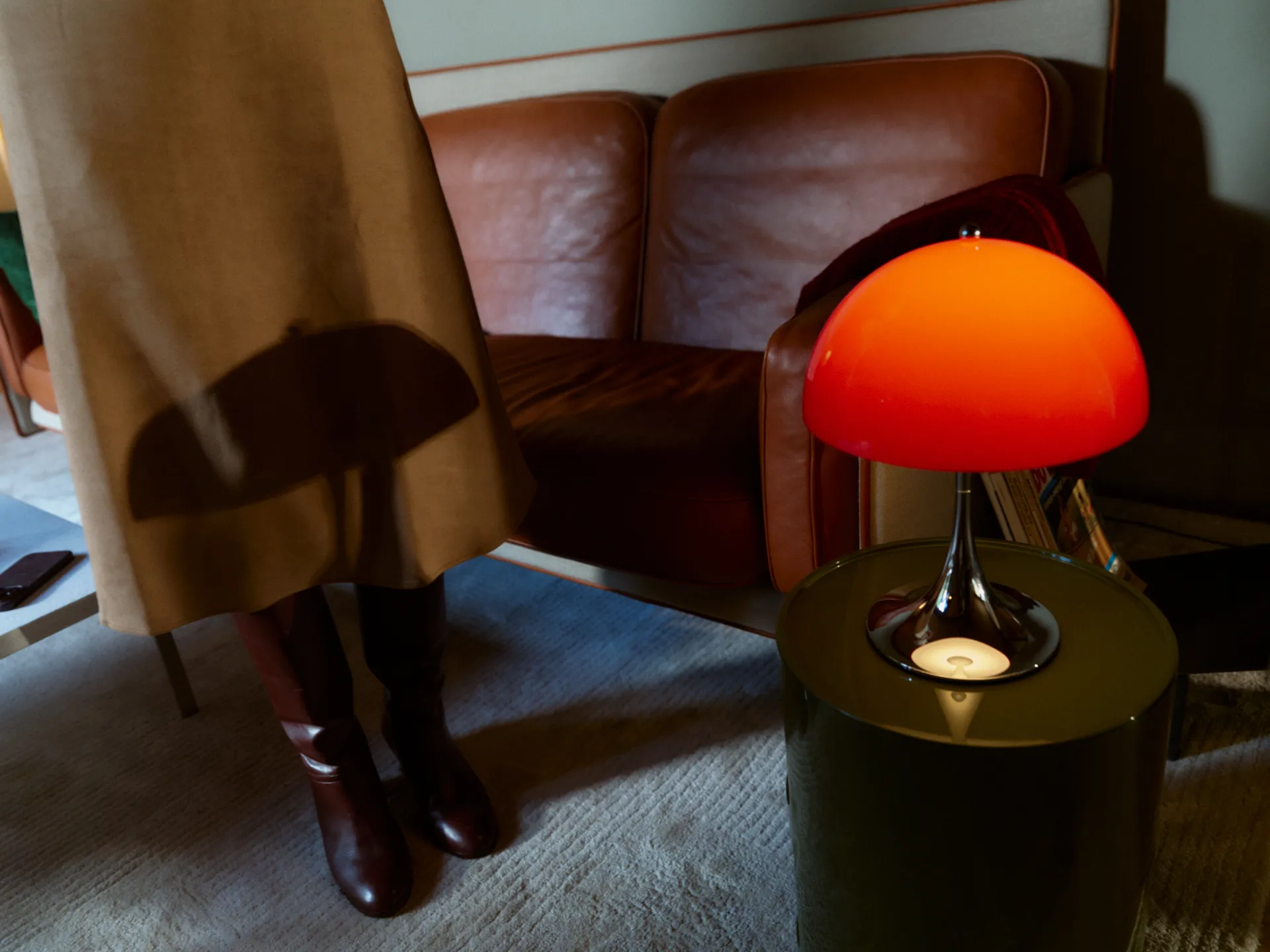 Panthella 250 portabel bordslampa V3, Original Opal Red Louis Poulsen