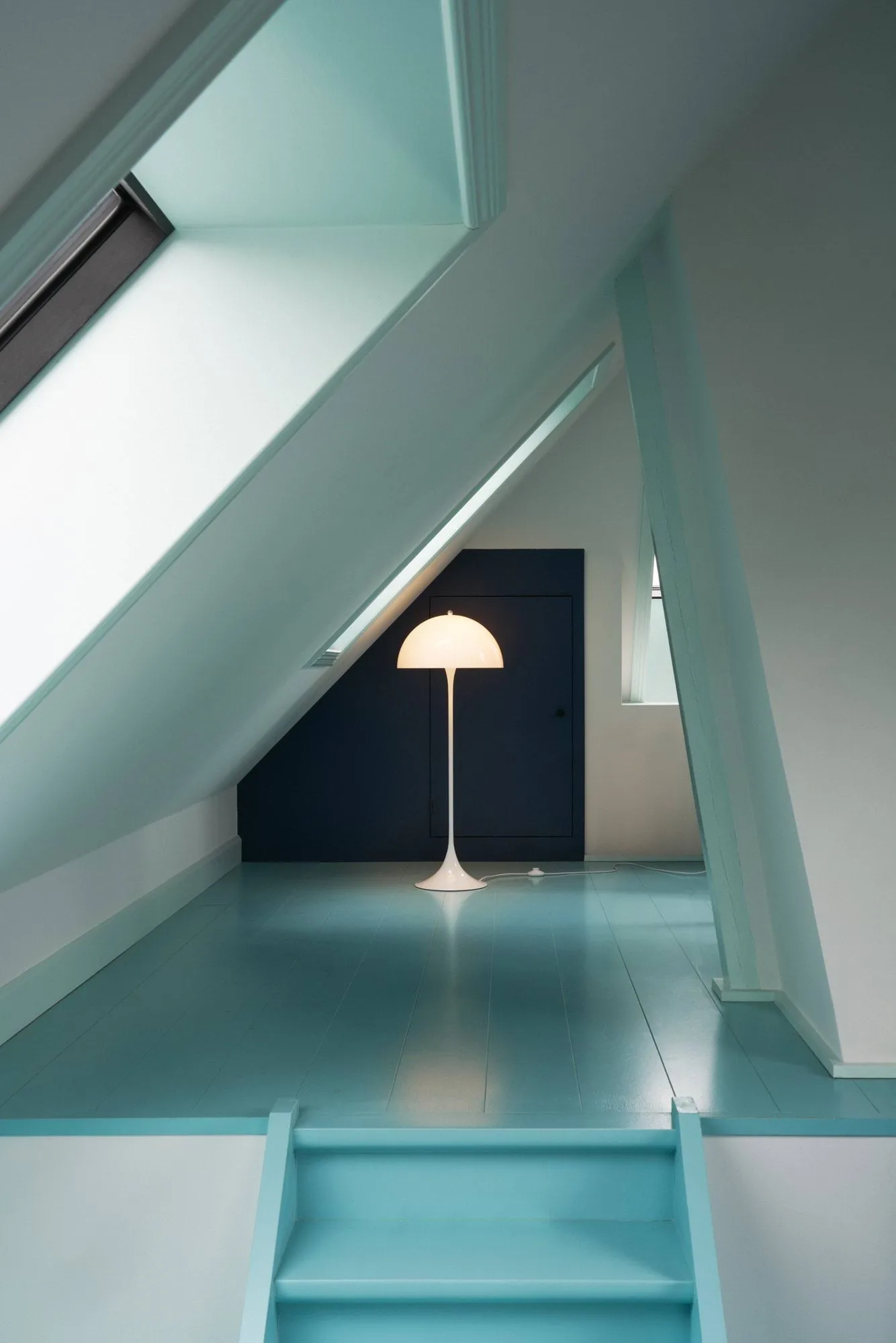 Panthella 400 golvlampa, Opal white Louis Poulsen