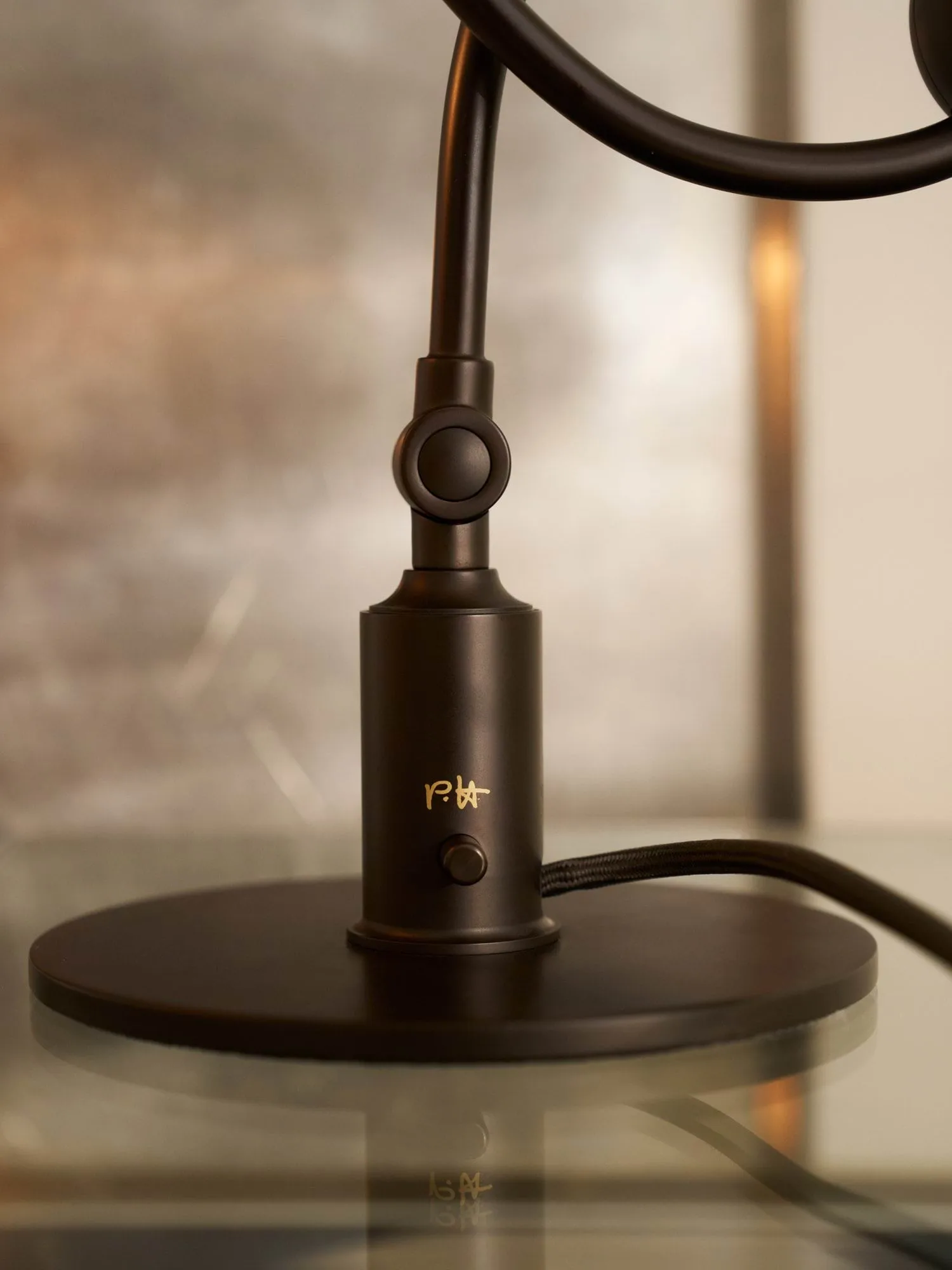 PH 1/1 Piano bordslampa, Dusty terracotta Louis Poulsen