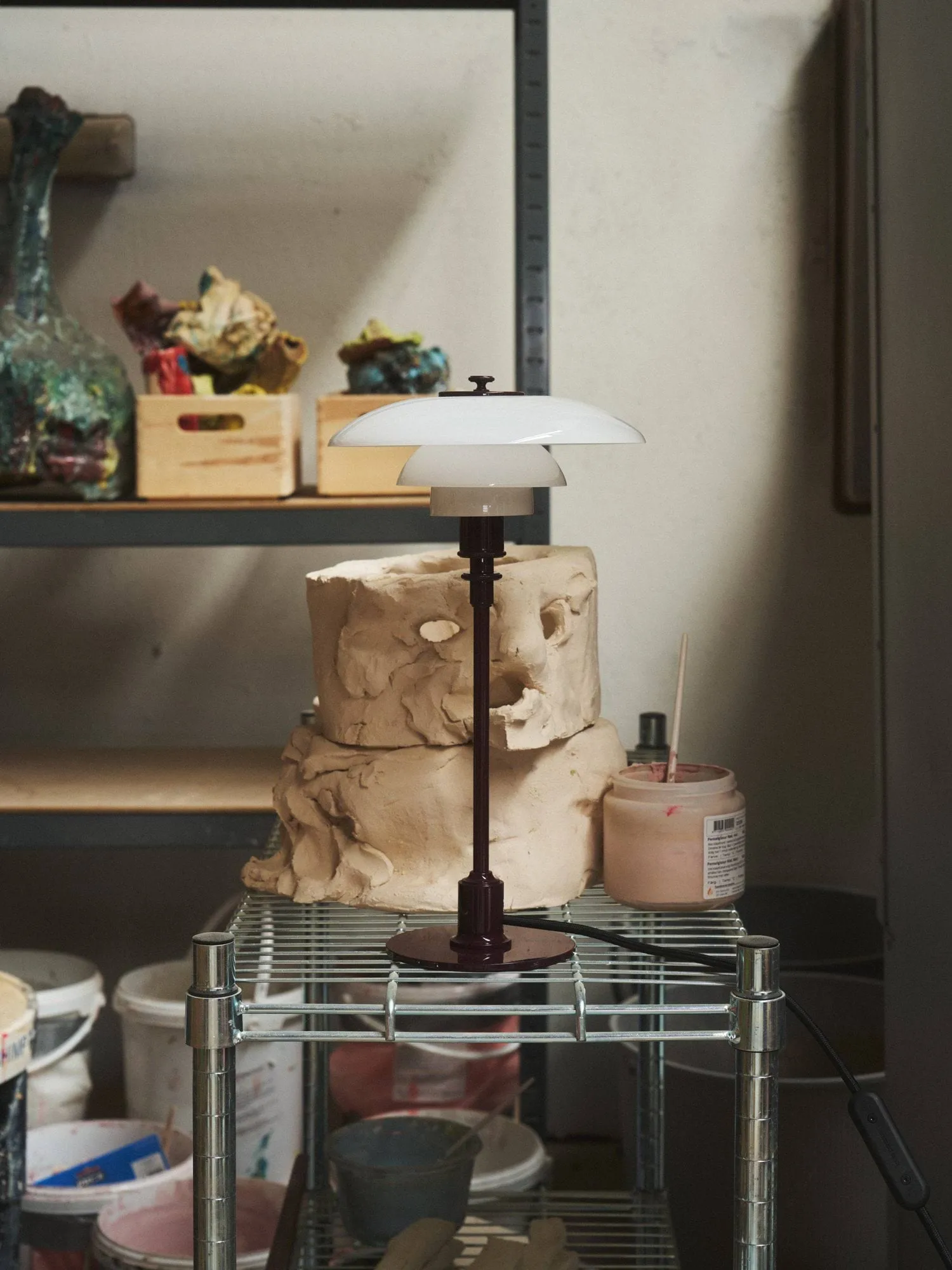 PH 2/1 bordslampa, Glossy burgundy Louis Poulsen