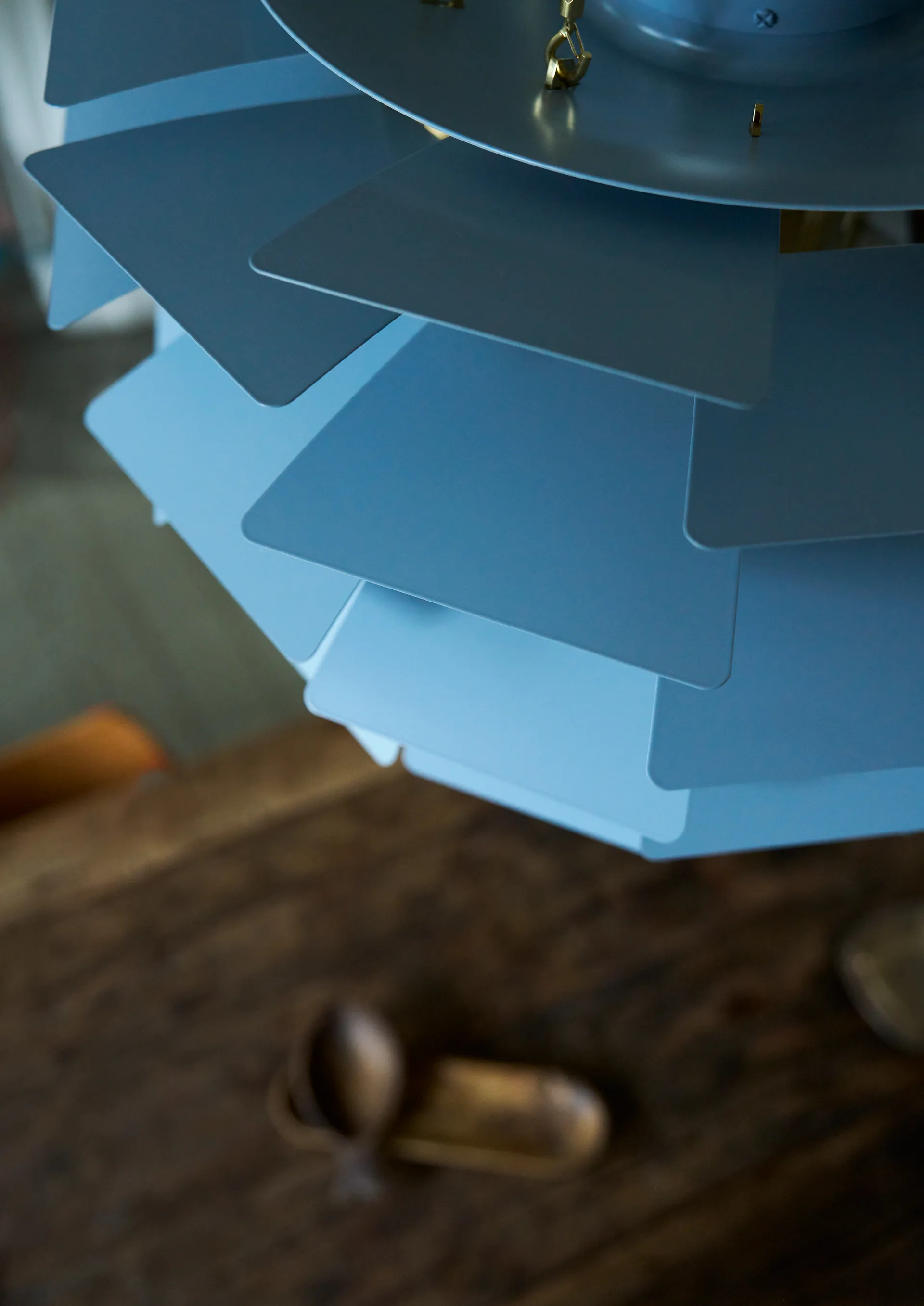 PH Artichoke pendel Ø60 cm, Dusty blue-brass metallised Louis Poulsen