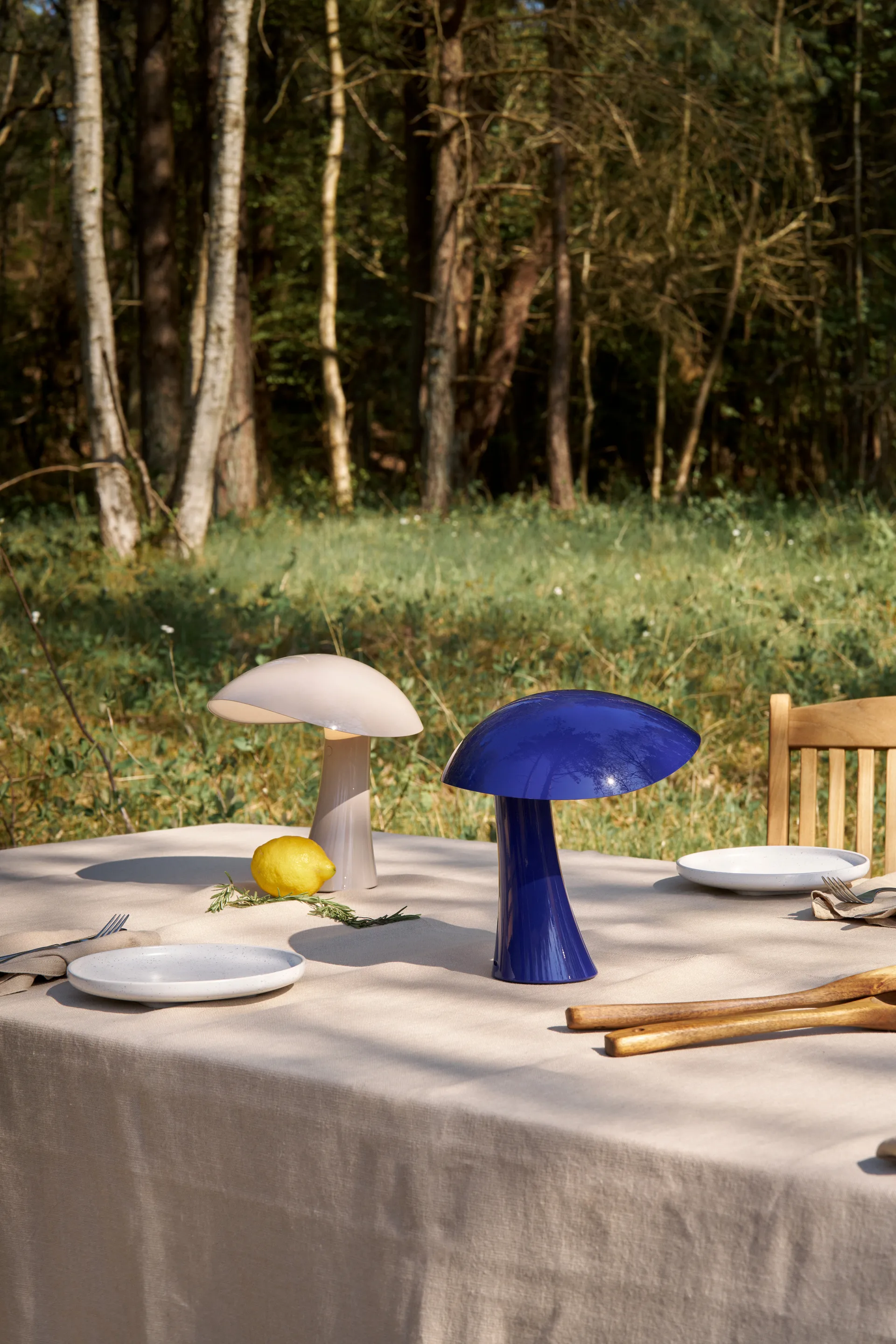 Rumee 220 portabel bordslampa, Night Blue Louis Poulsen