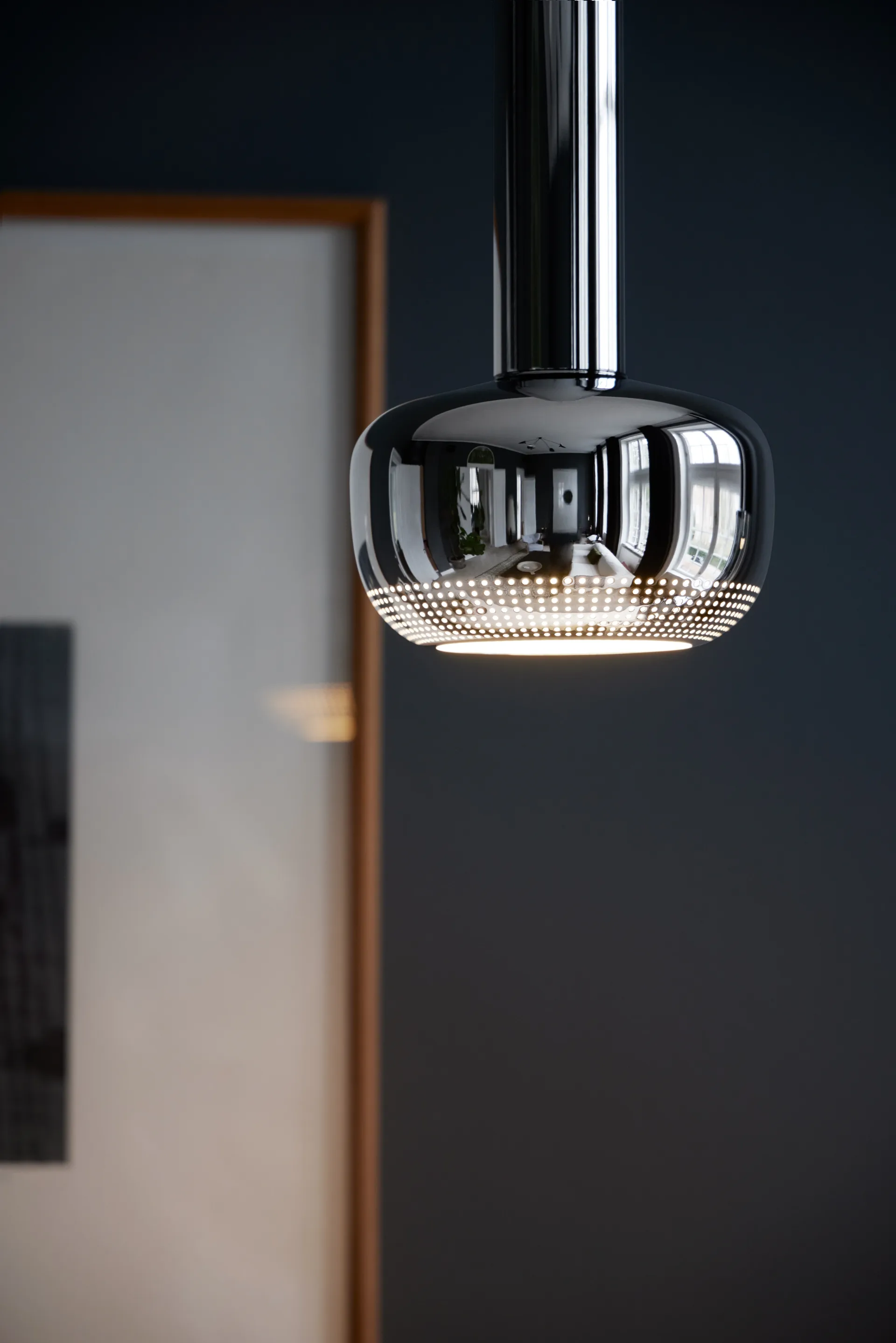 VL 56 pendel, Förkromad högglans Louis Poulsen