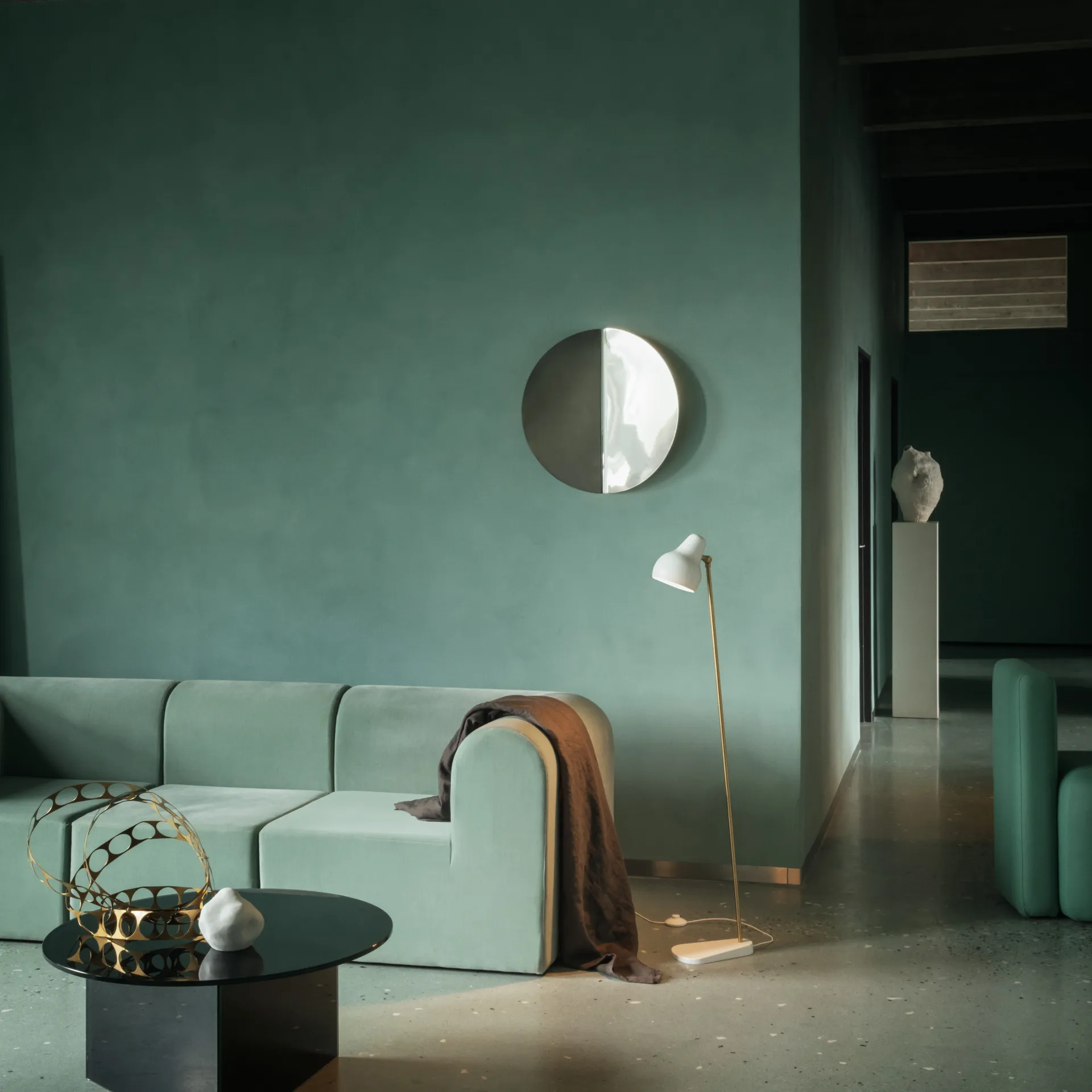 VL38 golvlampa, Vit Louis Poulsen