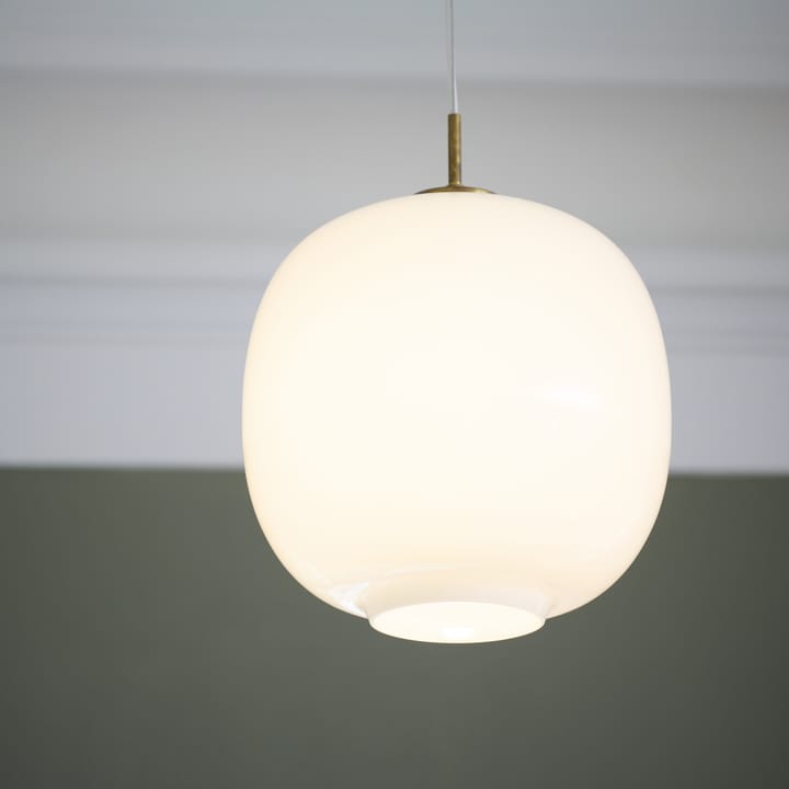 VL45 Radiohuspendel Ø37 cm, Brass-white opal glass Louis Poulsen