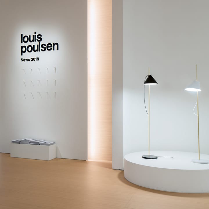 Yuh golvlampa, Vit-mässing Louis Poulsen