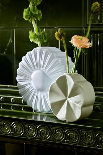 Flower vas - Prästkrage, 21 cm - Lyngby Porcelæn