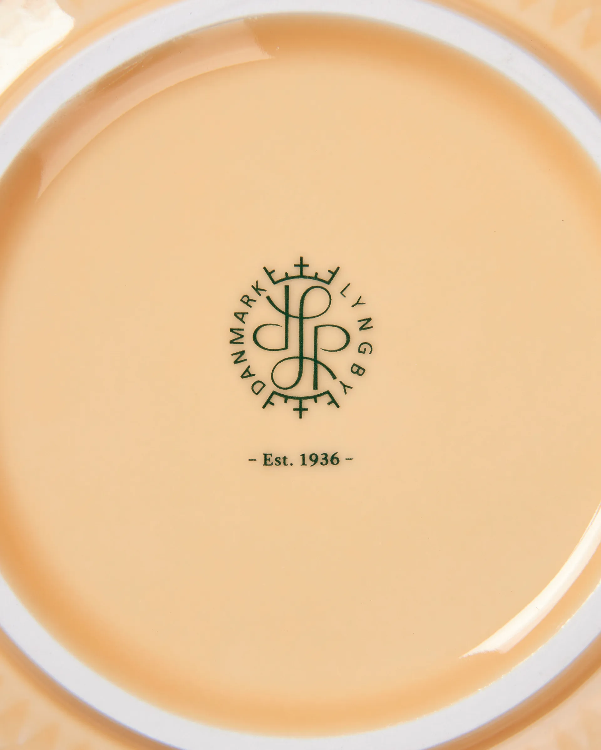 Rhombe skål Ø15,5 cm, Sand Lyngby Porcelæn