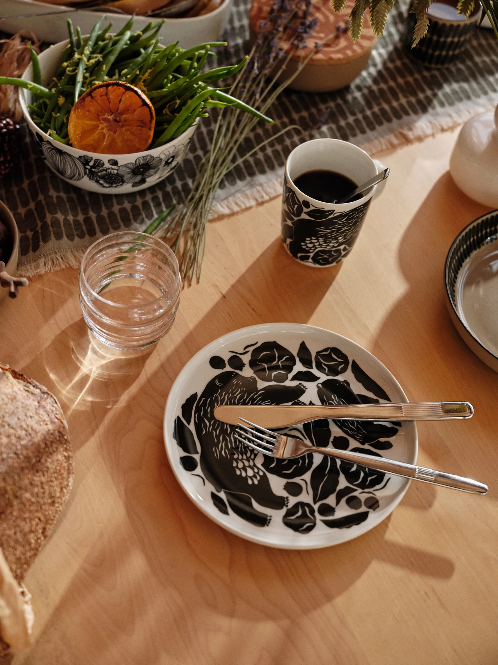 Karhuemo tallrik Ø20 cm, Vit-mörkgrön Marimekko