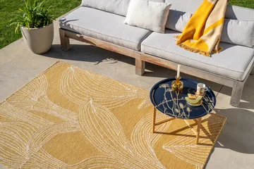 Kukat puhkeavat matta outdoor - Straw, 250x350 cm - Marimekko