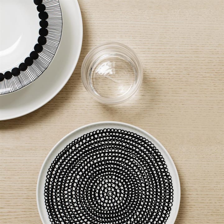 Räsymatto tallrik 20 cm 6-pack svart små prickar Marimekko