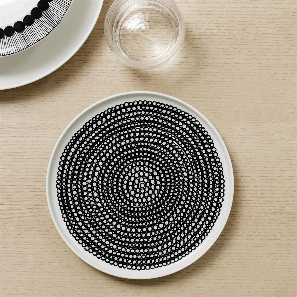 Räsymatto tallrik Ø 20 cm, svart-vit (små prickar) Marimekko