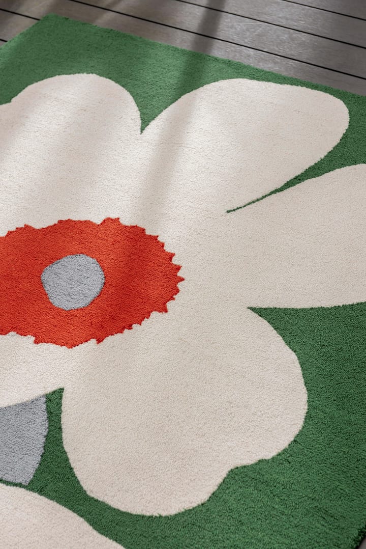 Unikko 60-årsjubileum tuftad plastmatta, 160x230 cm Marimekko