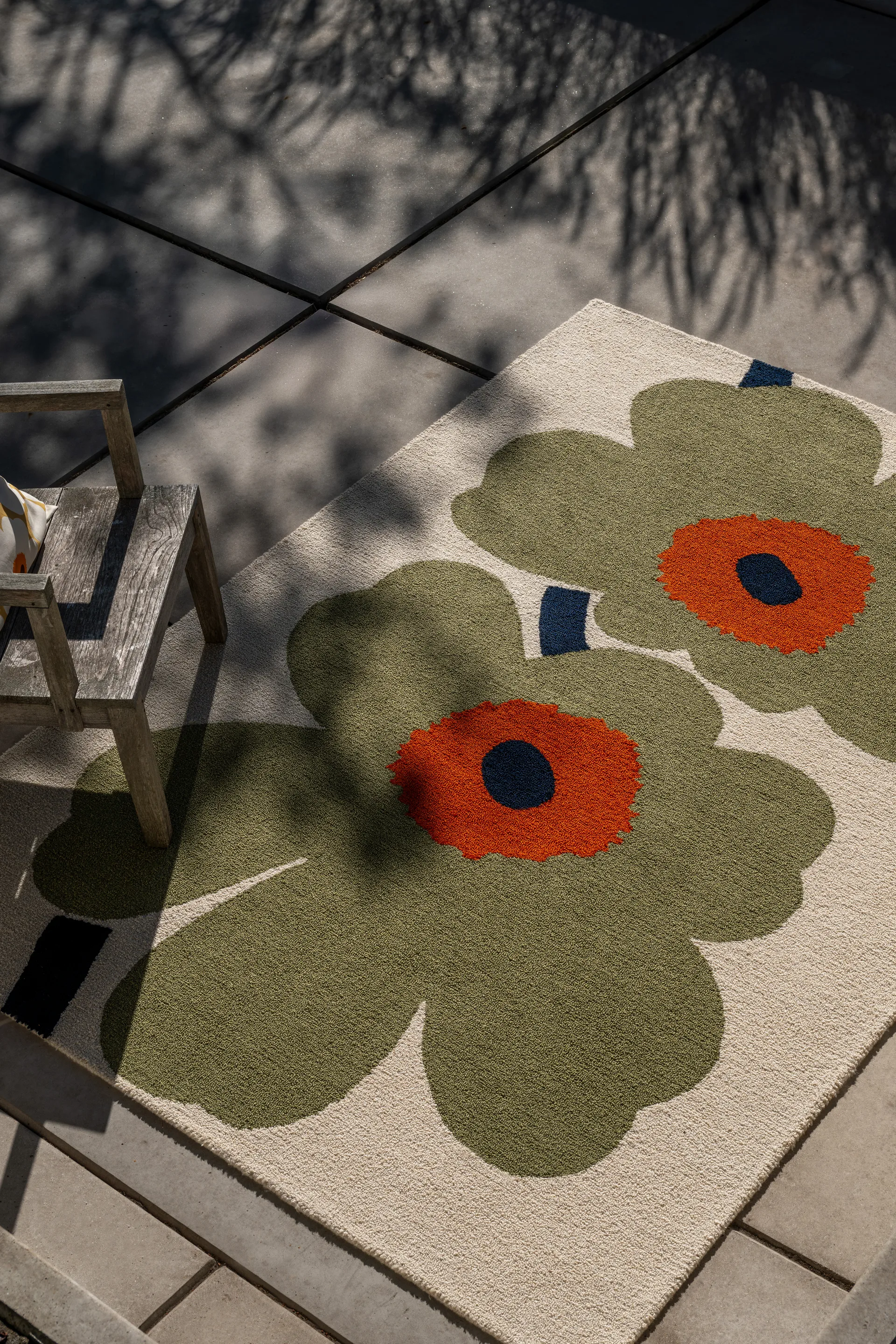 Unikko anniversary matta outdoor, Dusty green, 250x350 cm Marimekko