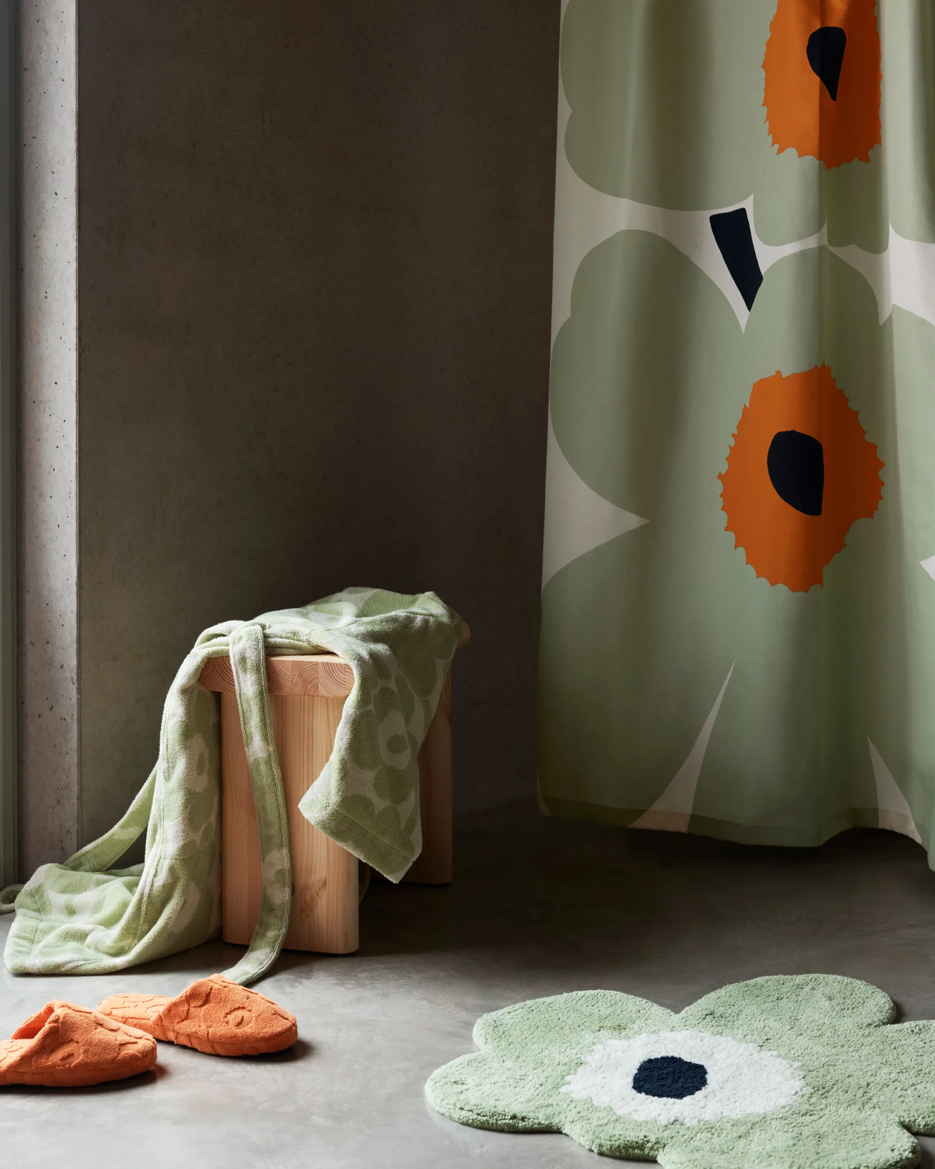 Unikko badrumsmatta 73x74 cm, Sage-off white Marimekko