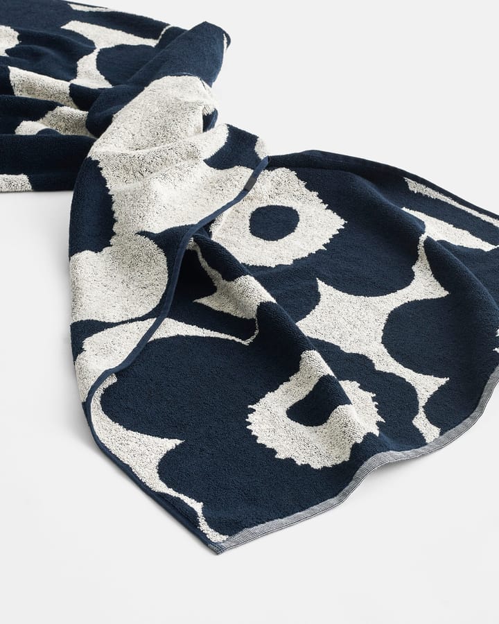 Unikko handduk naturvit-mörkblå, 70x150 cm Marimekko