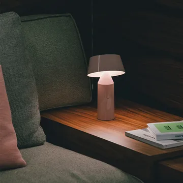 Bicoca portabel bordslampa - pale pink - Marset