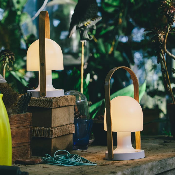 FollowMe bordslampa, white, handtag i ek Marset