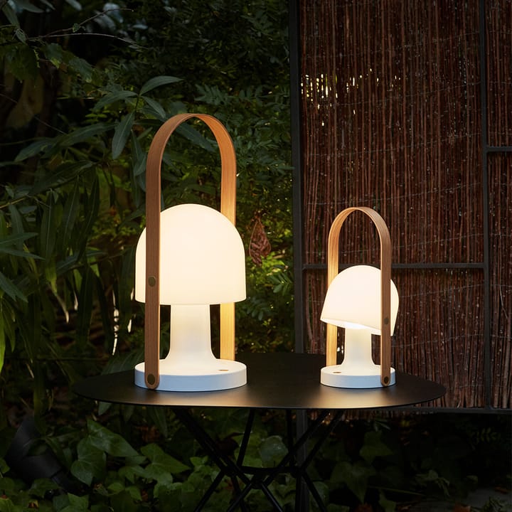FollowMe bordslampa, white, handtag i ek Marset