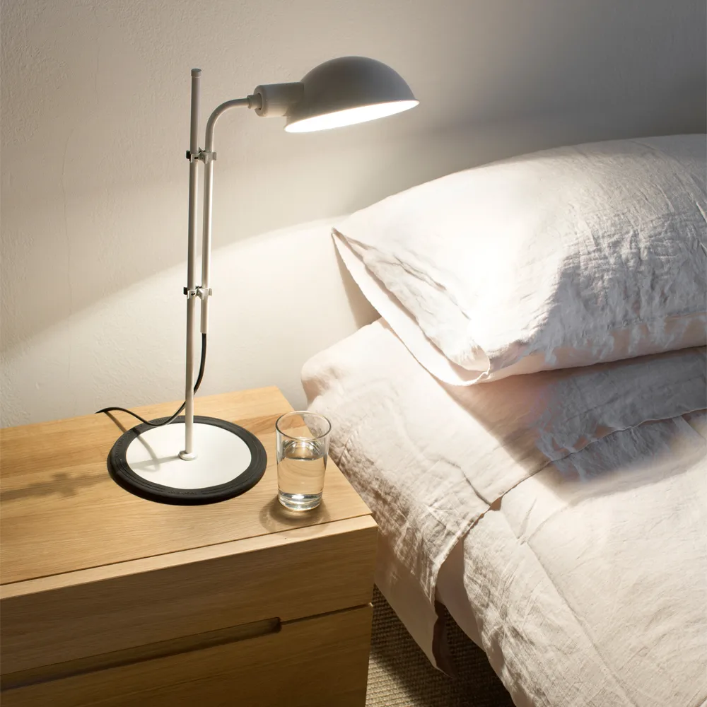 Funiculi bordslampa, black Marset