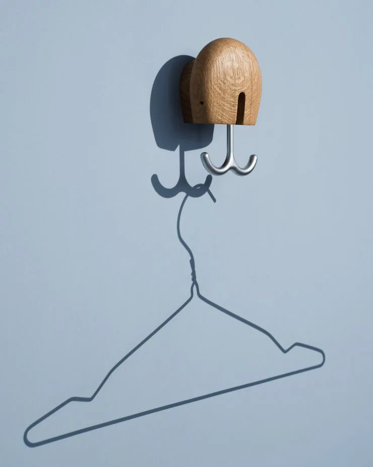 Hercule väggkrok, Oljad ek Massproductions