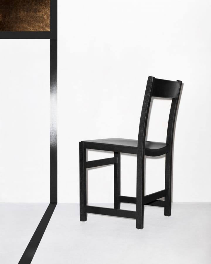 Waiter stol, Svartbetsad bok Massproductions