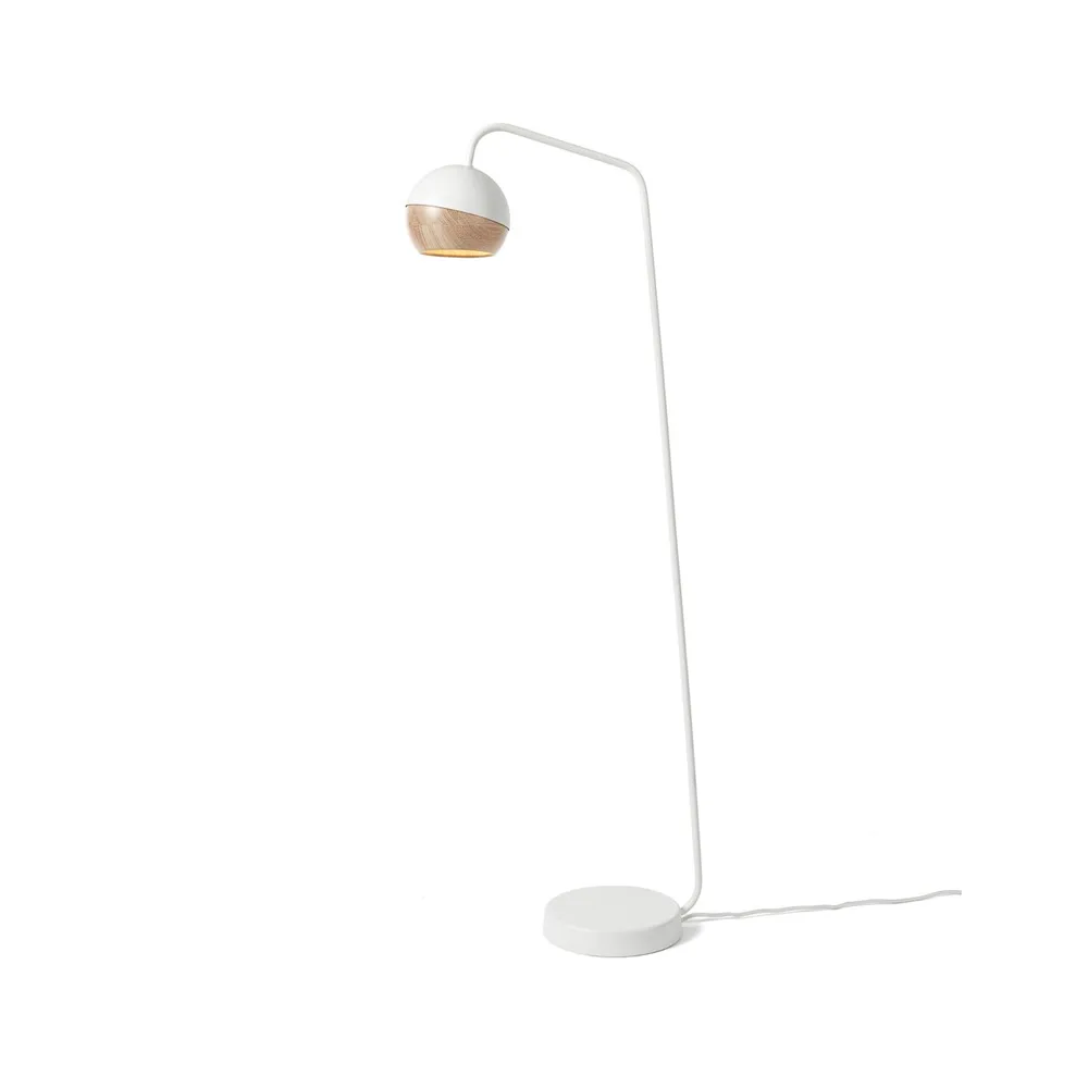Ray golvlampa, white, ekdetalj på skärm Mater