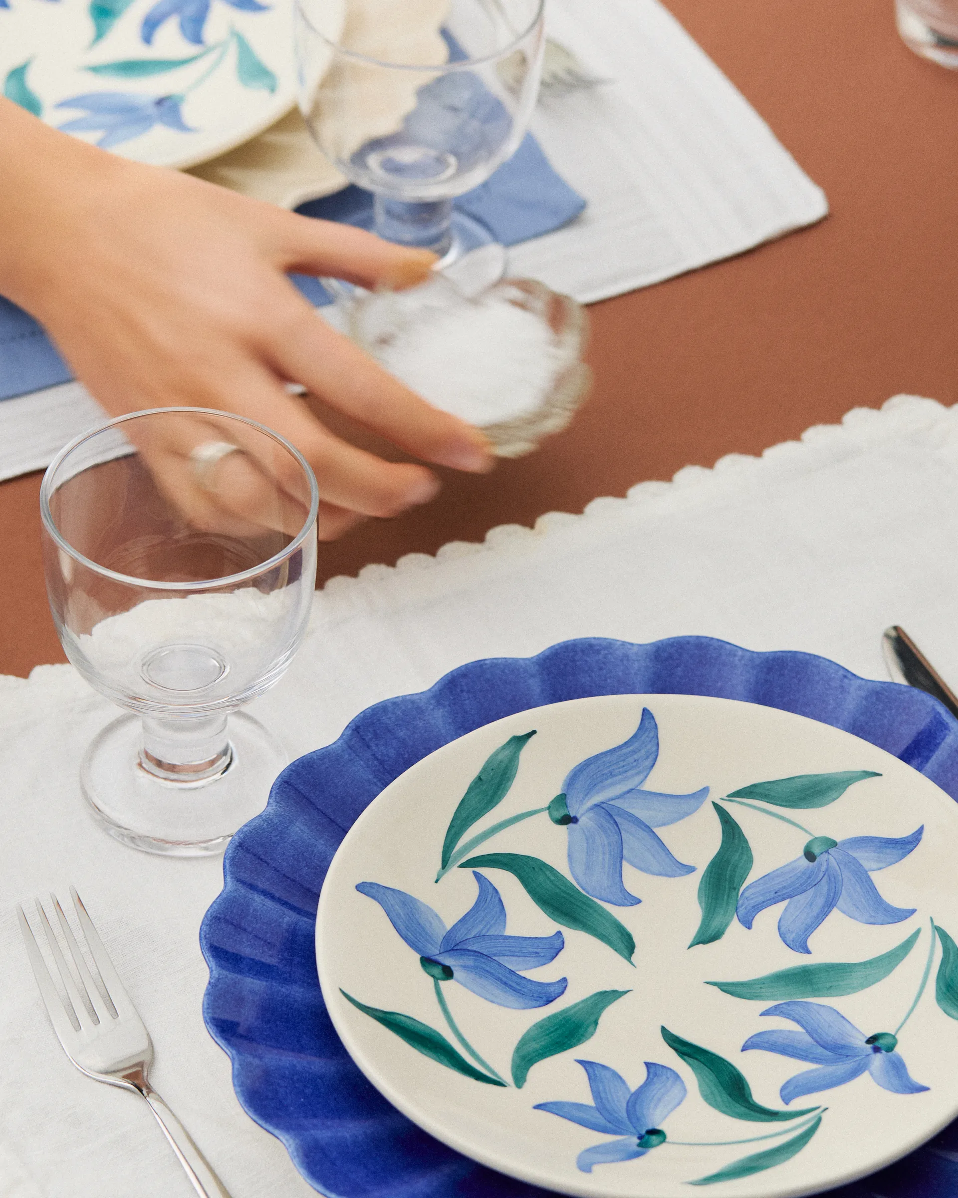 Flowers blossom assiett Ø20 cm, Vit Mateus