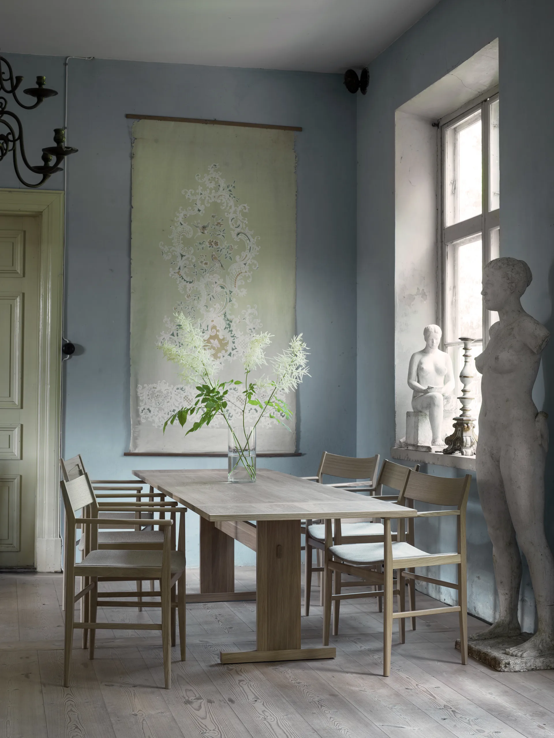 Arv matbord 200x85 cm, Vitpigmenterad mattlackad ek Mavis