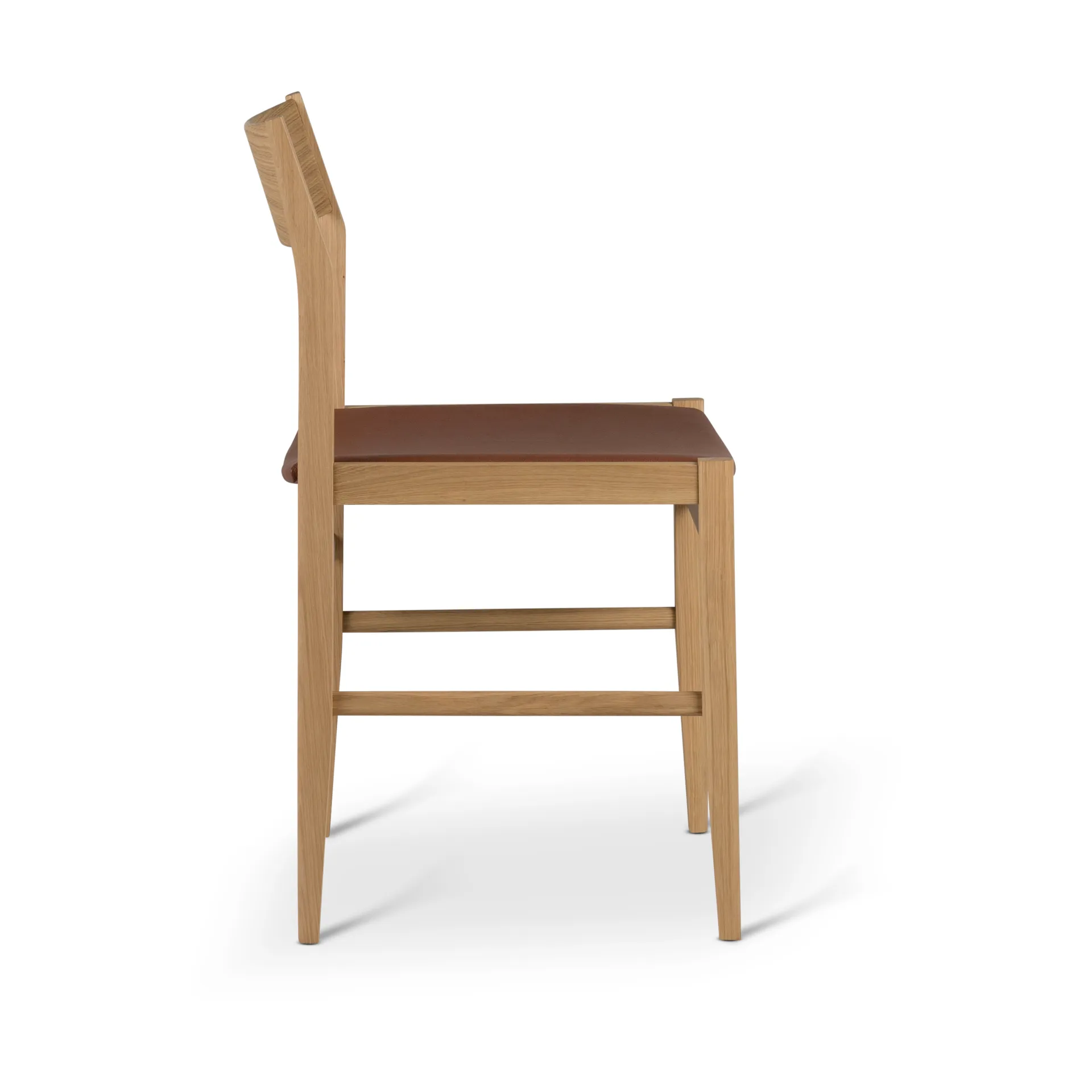 Siza stol, Vitpigmenterad mattlackad ek-cognac läder Mavis