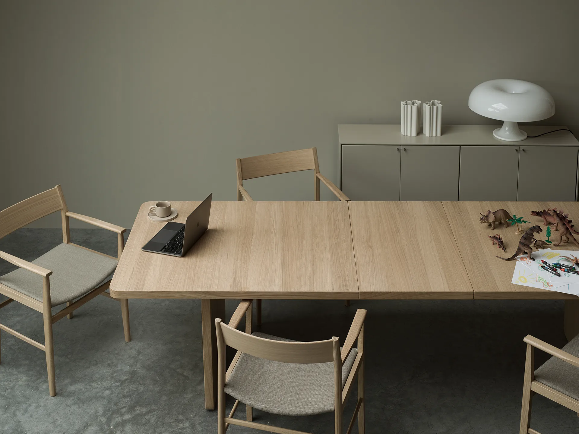 Vaud matbord, Vitpigmenterad ek, 2 st ilägg Mavis