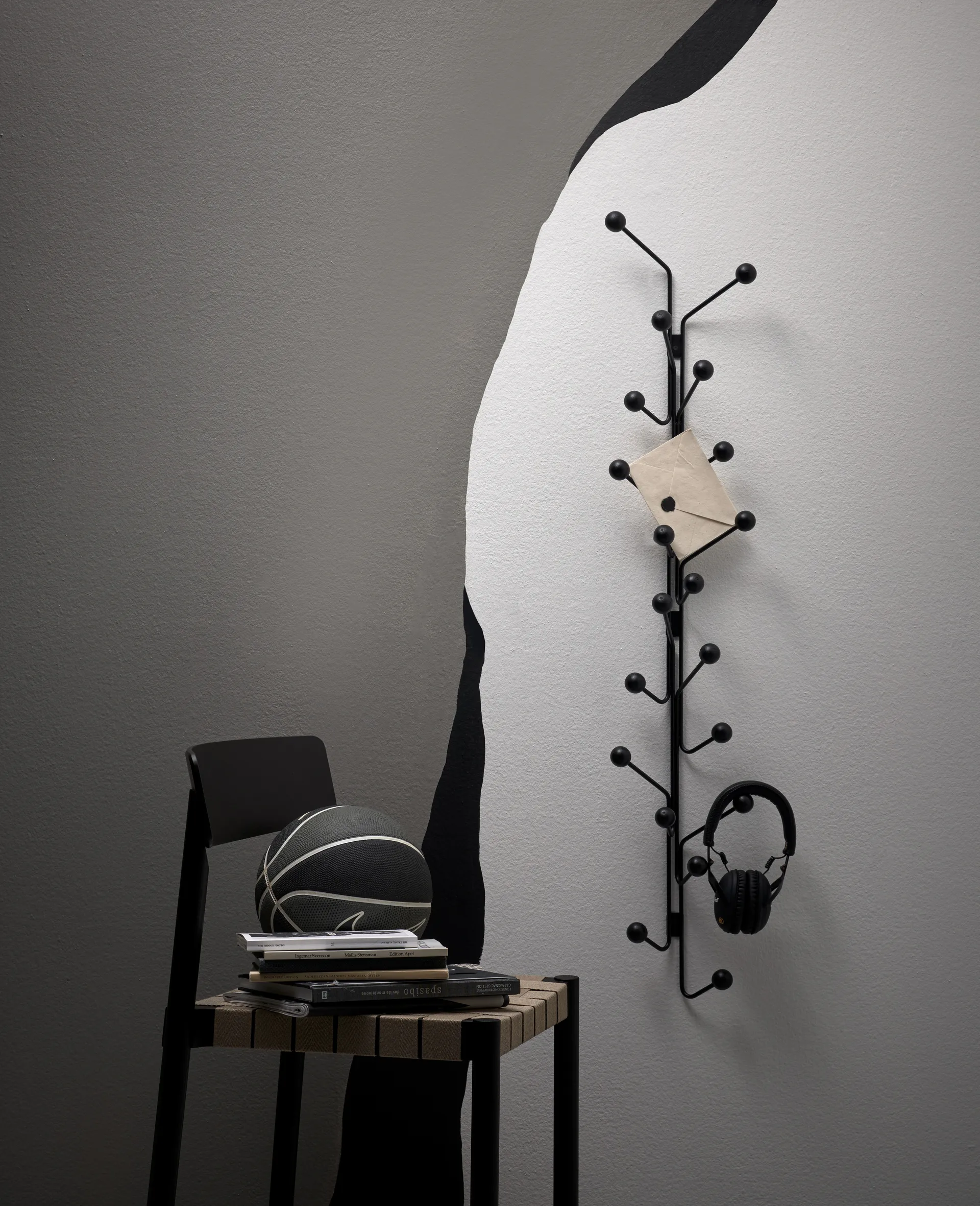 Bill Vertical klädhängare, Svart Maze