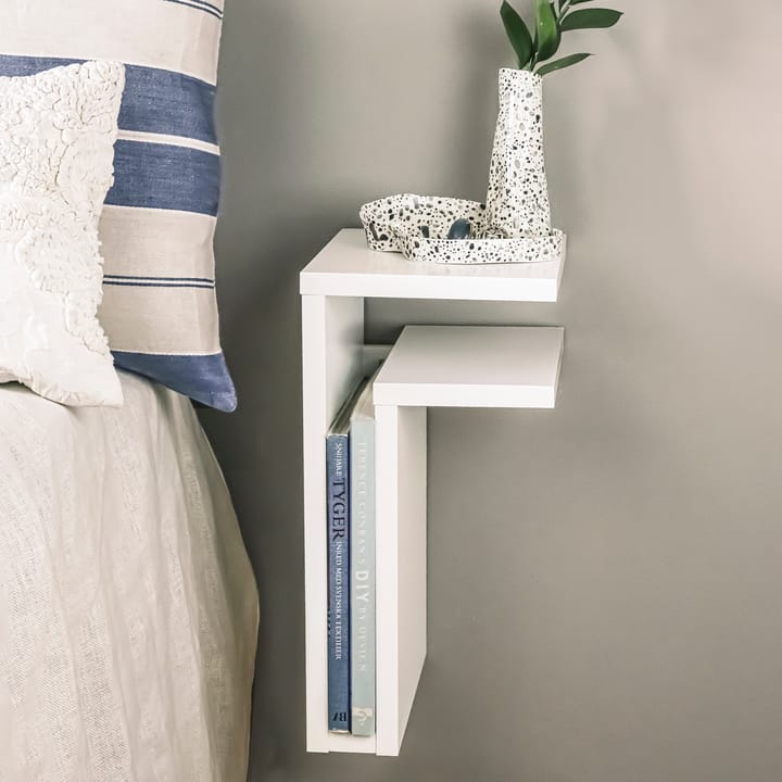 F-shelf vägghylla vit, hylla åt höger Maze