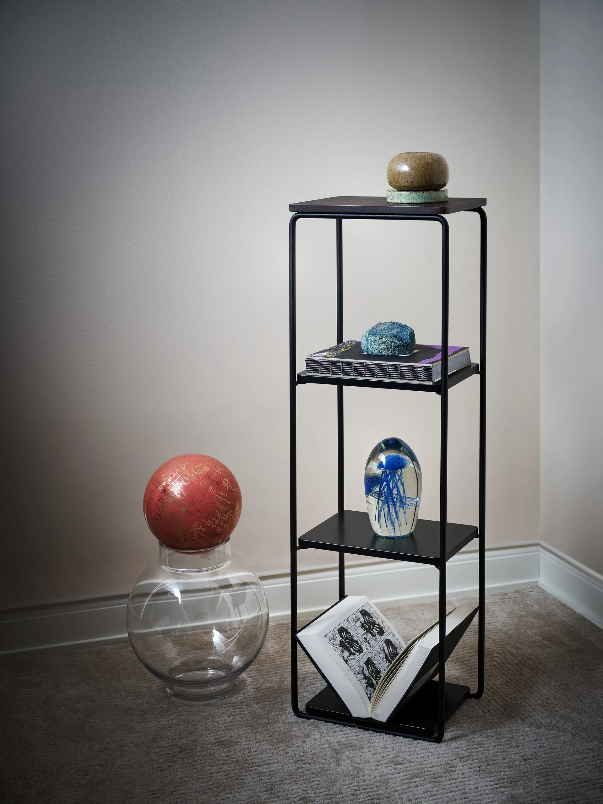 Mixrack Floor Shelf L hylla 26x19x82,2 cm, Stained oak-black Maze