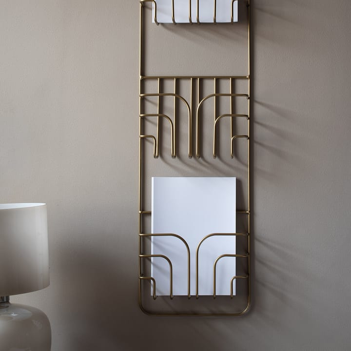 Now tidningsställ, M�ässing Maze