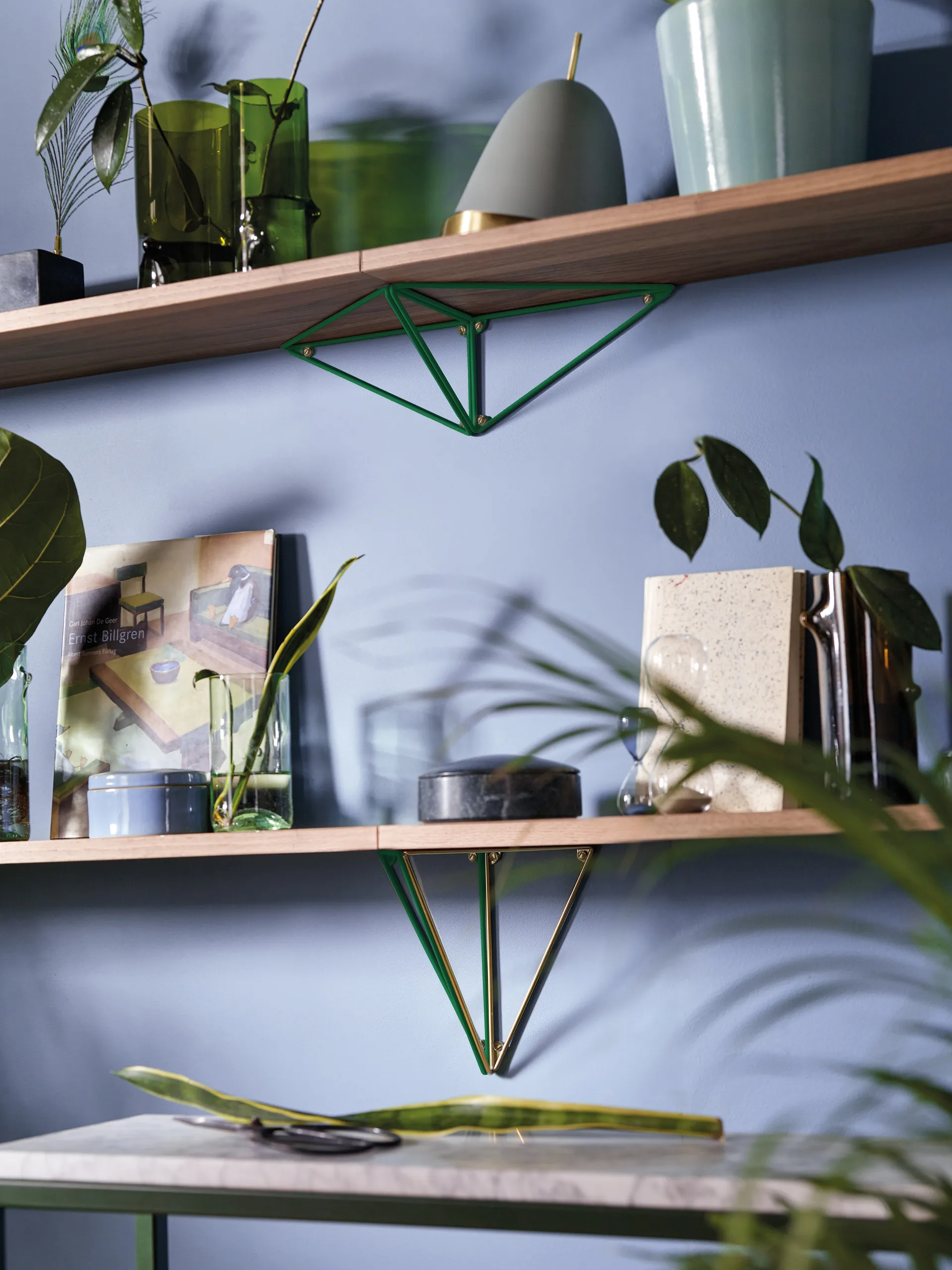 Pythagoras Shelf hyllplan, valnöt Maze