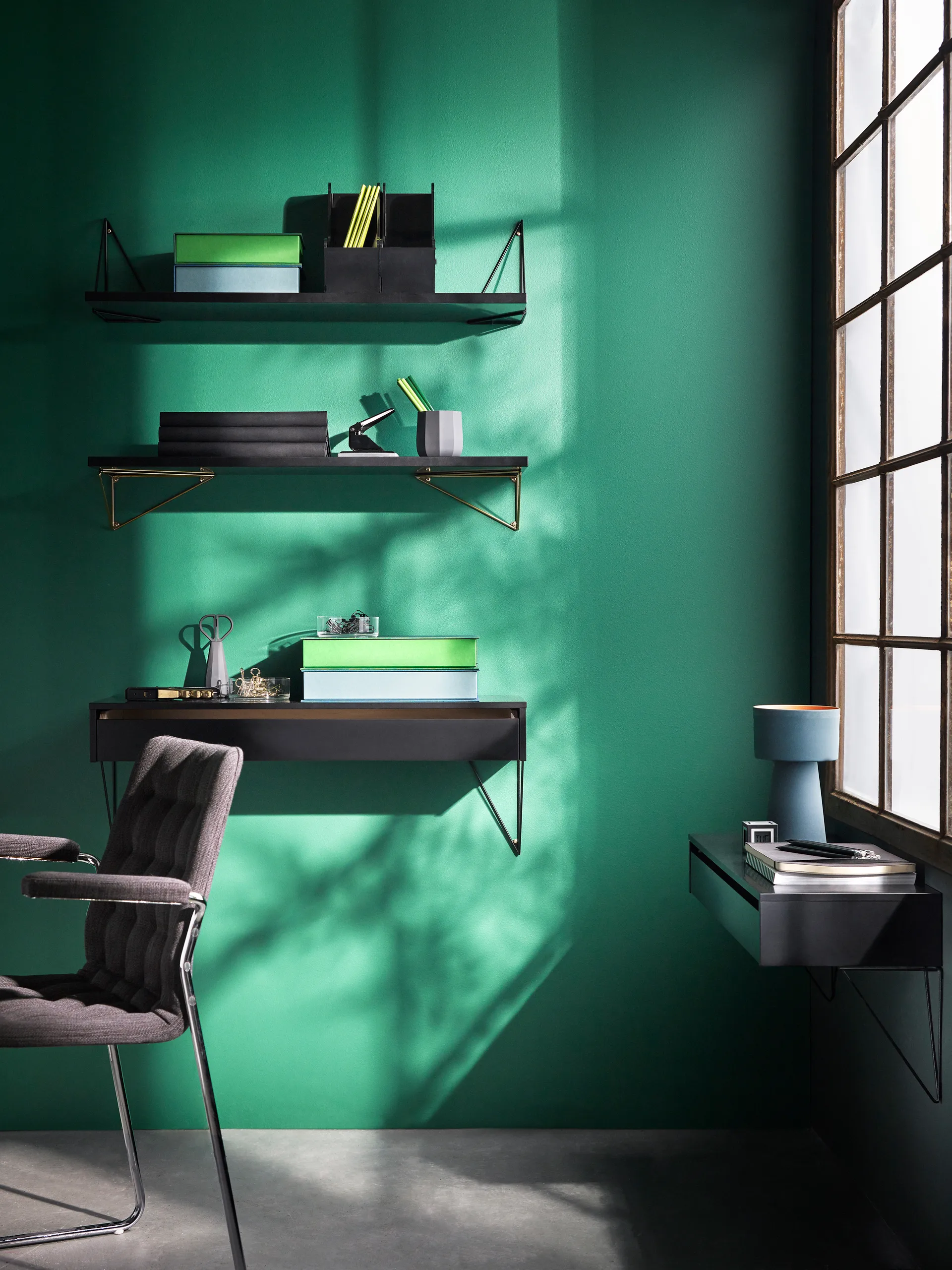 Pythagoras Shelf L hyllplan, svart Maze