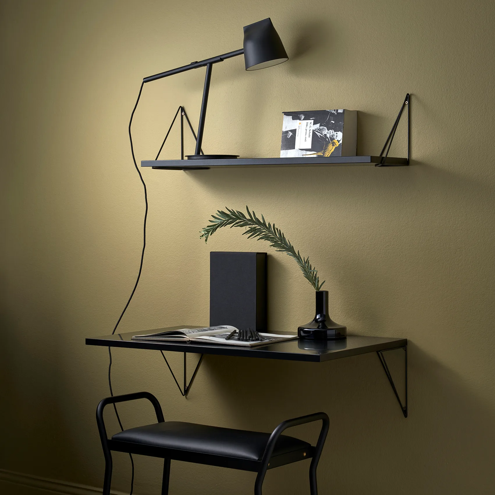 Pythagoras skrivbordsskiva, Svart Maze