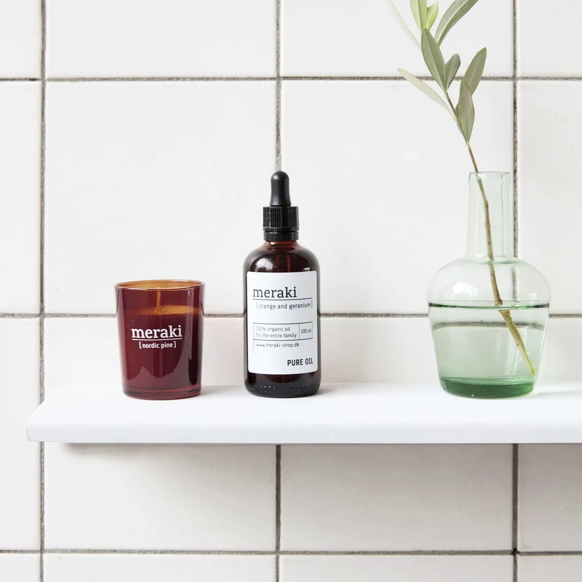 Meraki doftljus brunt glas 12 timmar, Nordic pine Meraki