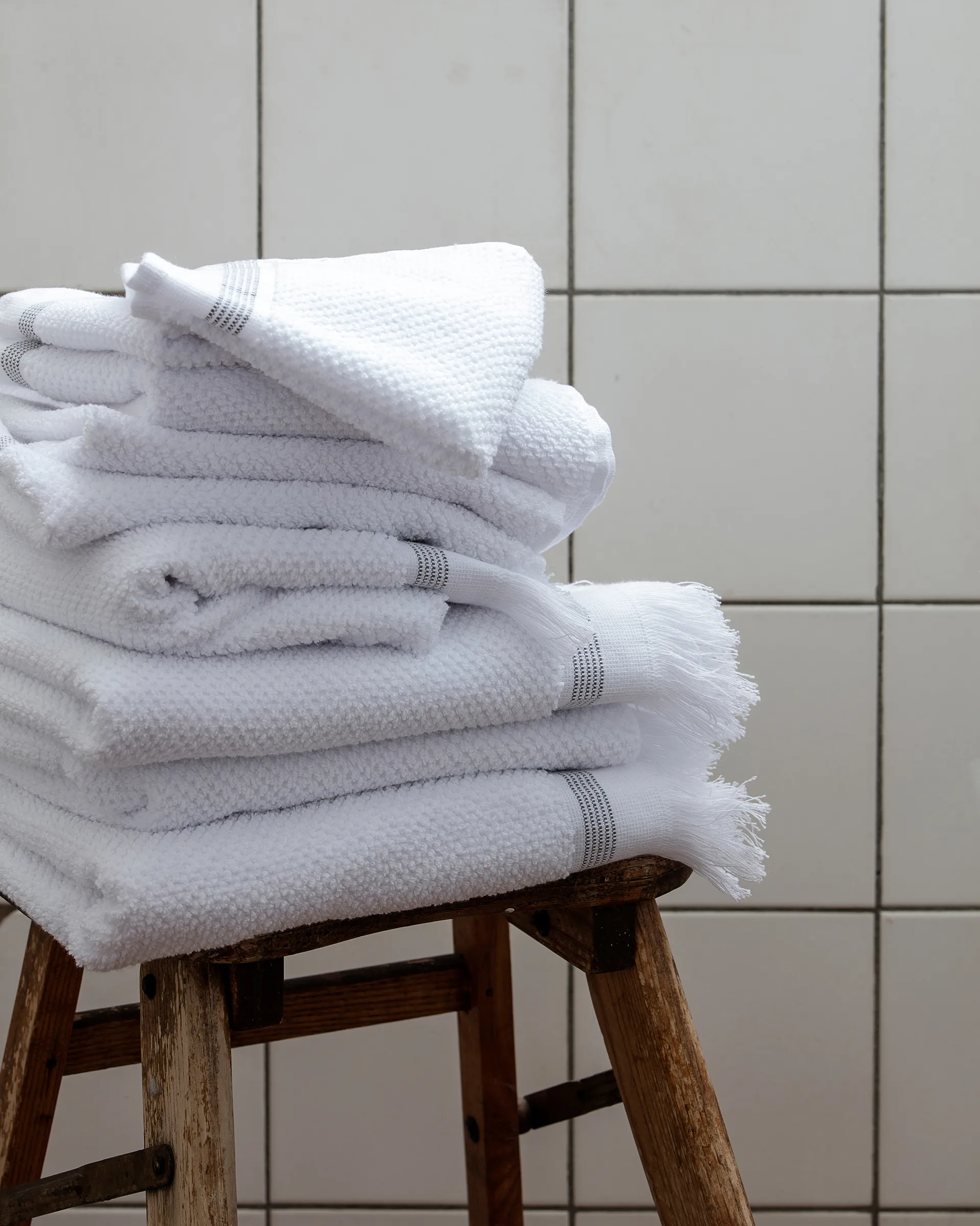 Meraki handduk vit med grå streck 3-pack, 30x30 cm Meraki