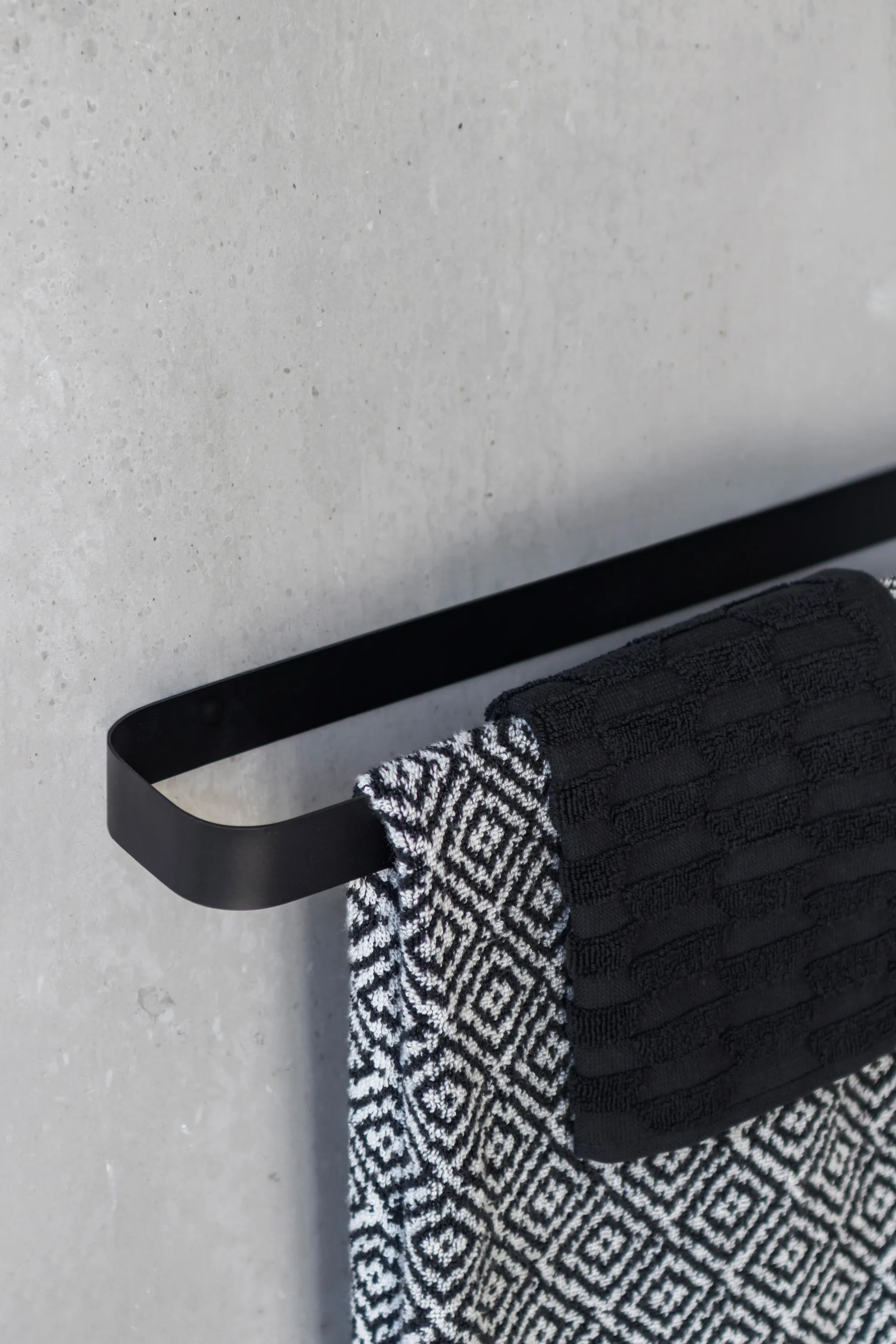 Carry handdukshängare 52 cm, Black Mette Ditmer