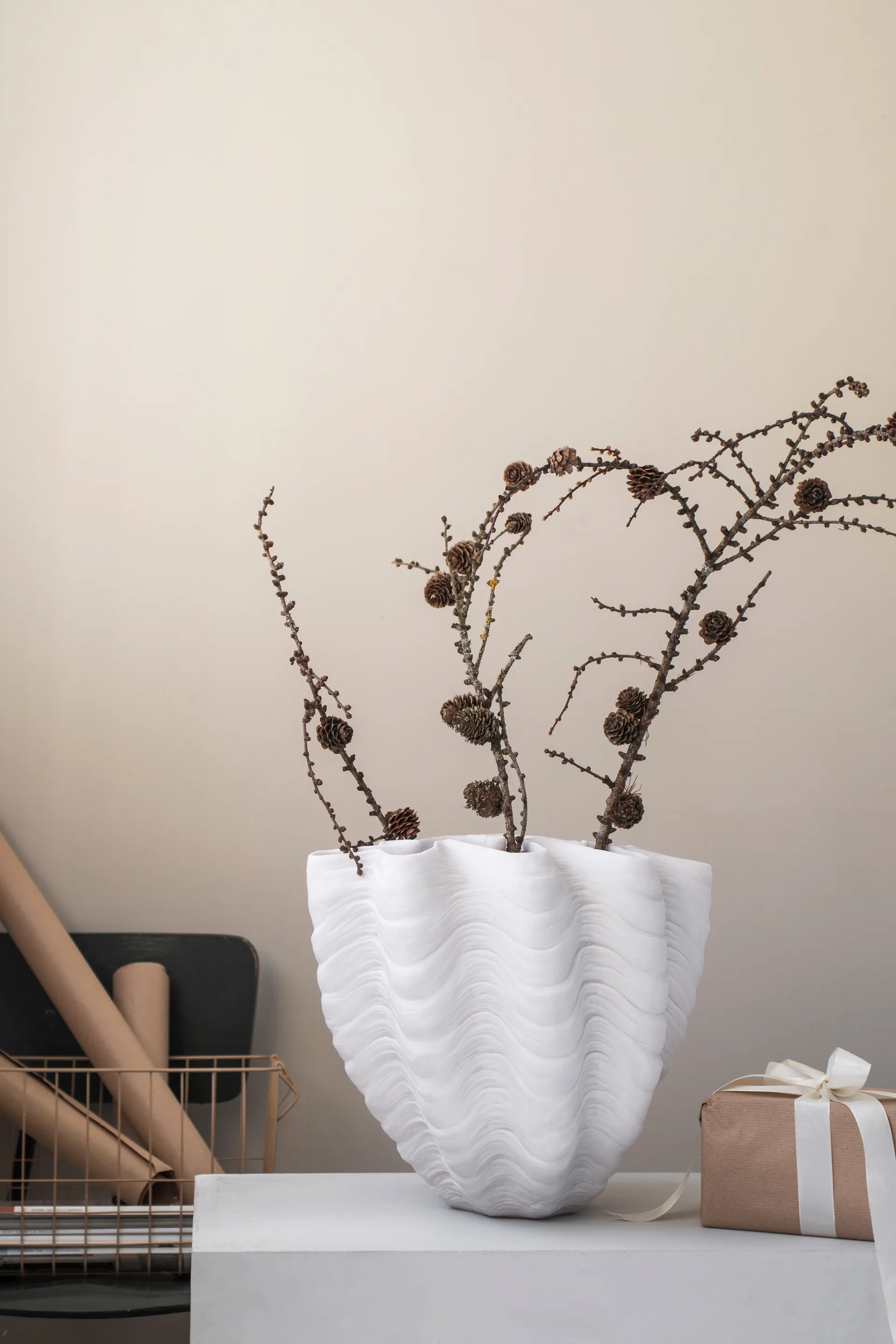 Shell vas, Large, 30 cm, white Mette Ditmer